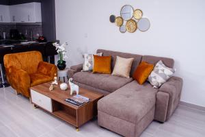 HERMOSO APARTAMENTO AMOBLADO CENTRO DE BUGA