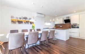 Gorgeous Home In Medulin With Wifi