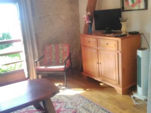 Appartement Périgord Noir avec piscine privée et WiFi près de Beynac - FR-1-616-39