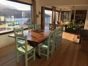 Casa de Montaña Grande y Lujosa!