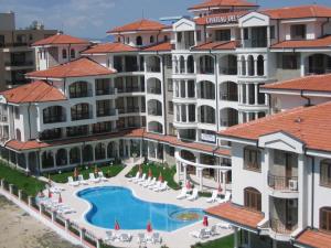 Chateau Del Mar Holiday Apartments