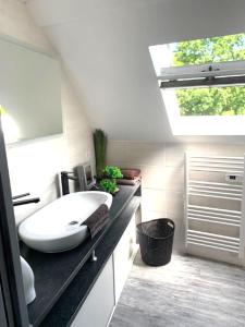 Appartements Logement entier Saint Malo vue mer, proche FERRY, commerces et plage Solidor 50 m : photos des chambres