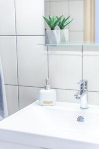 Bright & Stylish Apartment In Heraklion