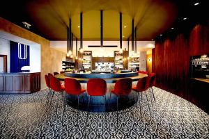 U Eat & Sleep Antwerp