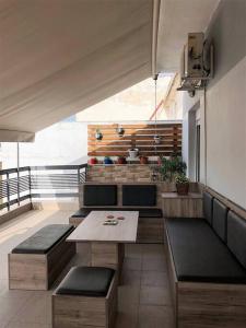 Renovated flat in the heart of Karditsa