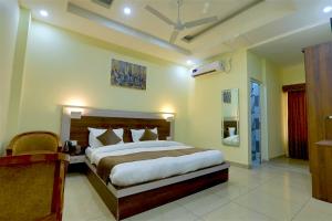 FabHotel The Glory