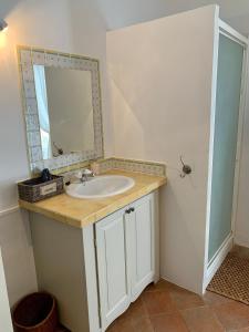 B&B / Chambres d'hotes L'Ancienne Boulangerie : Chambre Double - Vue sur Jardin