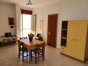 Sweet holiday b spiaggia Rivabella