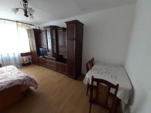 Centrum Złote Tarasy Metro Rondo ONZ Balkon