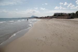 Denia Beach Suite with pool, sun terrace and tennis court