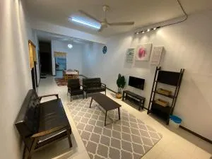 Medina Homestay Chukai Kemaman - Kampong Bukit Kuang