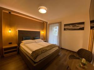 Superior Double Room with Balcony room in Hotel Garni Walter
