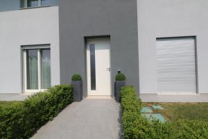 Marali Lake Apartments di ENRICA BIANCHERA