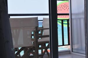 Karpouzi Seaview Apartments