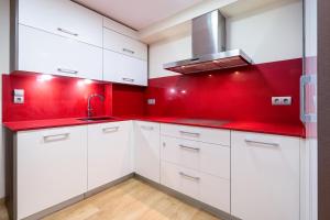 Hauzify I Apartament Sant Roc