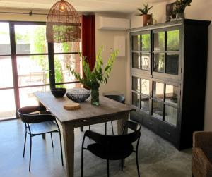 Maisons de vacances Studio avec patio et jacuzzi privatifs : photos des chambres