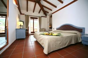Junior Suite with Sea View (3 Adults)
