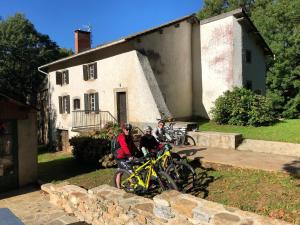 Maisons de vacances LE TILLEUL DE BRESSOLLES : photos des chambres