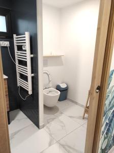 Appartements L'escapade.T2 ☆ Jardin ☆ Spacieux ☆ Calme : photos des chambres