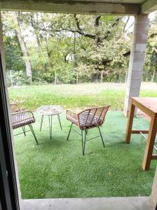 Appartements L'escapade.T2 ☆ Jardin ☆ Spacieux ☆ Calme : photos des chambres