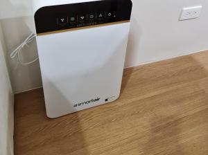 Lovely 2- BR Condo (Fully Air-conditioned w Wifi)