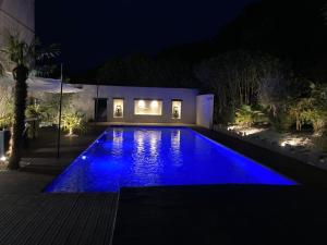 Villas Magnifique villa avec piscine chauffee et jacuzzi : photos des chambres