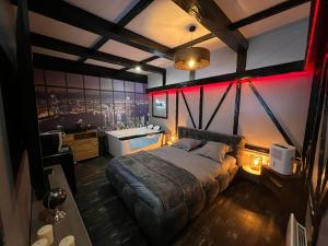 B&B / Chambres d'hotes luxury Room : Chambre Double avec Baignoire Spa