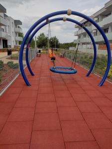 Nowy apartament przy lesie garaż winda
