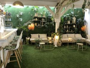 B&B / Chambres d'hotes Buddha Beach Thoiry : photos des chambres