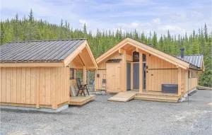 Lovely Home In Mesnali With Kitchen - Mesnali