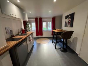 Appartements Appart Spa Privatif : photos des chambres