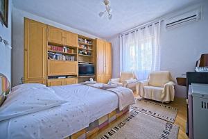 Apartment Pavo - 80 m from beach