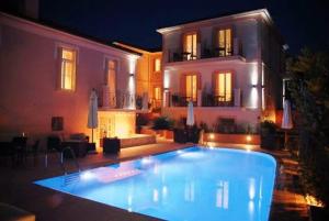 Korina Gallery Hotel