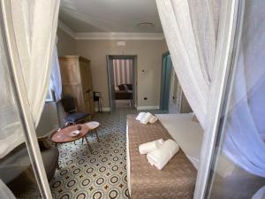 The world suite