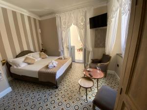 The world suite