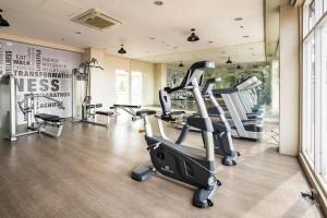 RHolistay Vista Heights Legarda near CEU San Beda