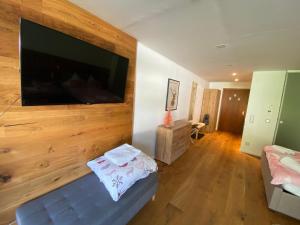 Grubhof Scholsspark, Studio Lofer mit Garten und Schwimmbad