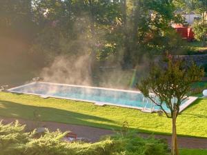 B&B / Chambres d'hotes Domaine Le Jardin Suspendu - Piscine chauffee - Proche du Puy duFou - : photos des chambres