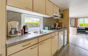 Lovely Stacaravan In Tzummarum