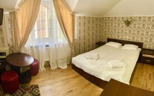 Budget Double Room room in Near the Lake