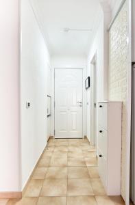 KORALLIA GUESTHOUSE Castle Harbour