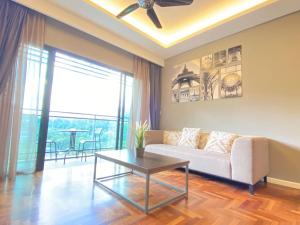 Genting Vista Superior 4BR & 4Baths Suite, Up to15 Pax, Bathtub, Coway Dispenser, 65SmartTV, 2 Private Parking