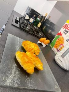 P75 - Studio Pod with Hot Tub