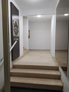 Joli appartement avec grande et belle terrasse, au pied de la plage du Grazel!