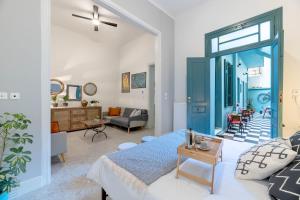 Petralonas Green House