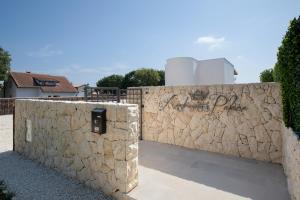 Andresita`s Palace State-of-the-art Tropical Villa