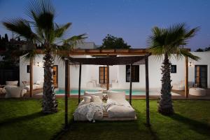 Andresita`s Palace State-of-the-art Tropical Villa