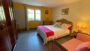 "Clair de Lune" Gîte sur 6000 m2 arborés