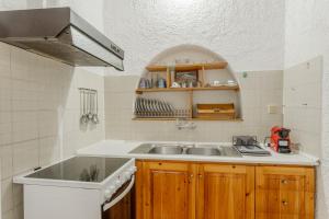 Sophias maisonette 2