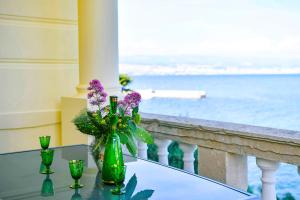 Apartment Carissima-Direct on sea, Lovran-Opatija 